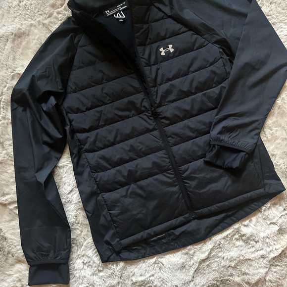 Under Armour Insulate Hybrid Woman’s Running Jacket  - ColdGear - Picture 1 of 9
